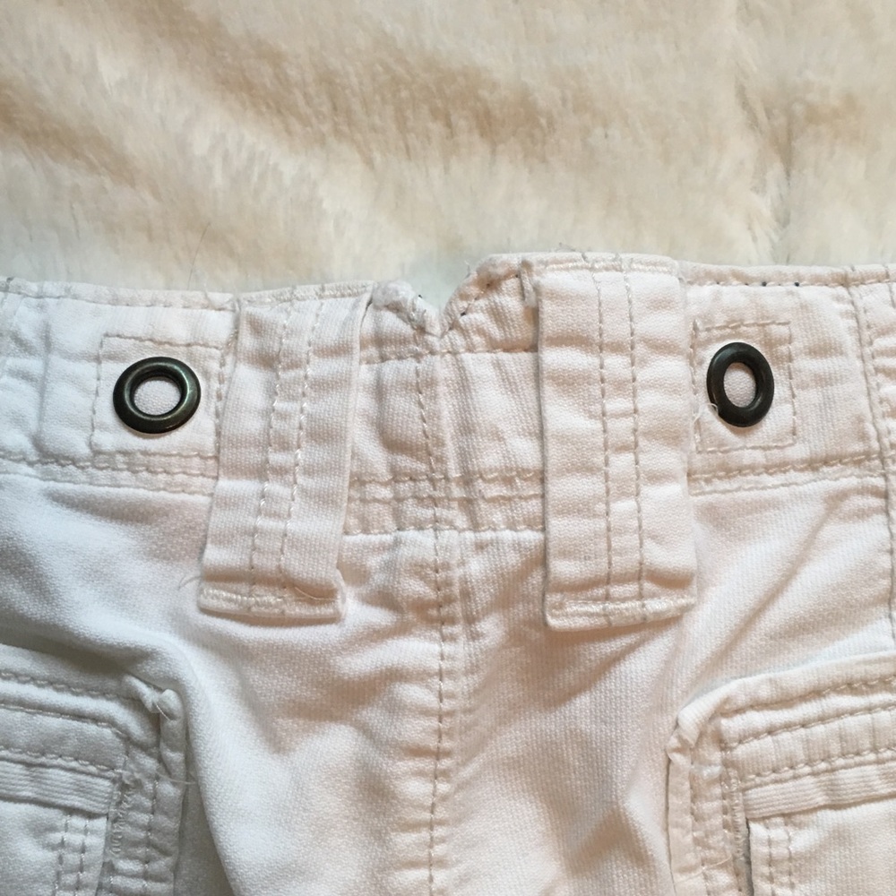 American Eagle Shorts - Picture 4 of 8